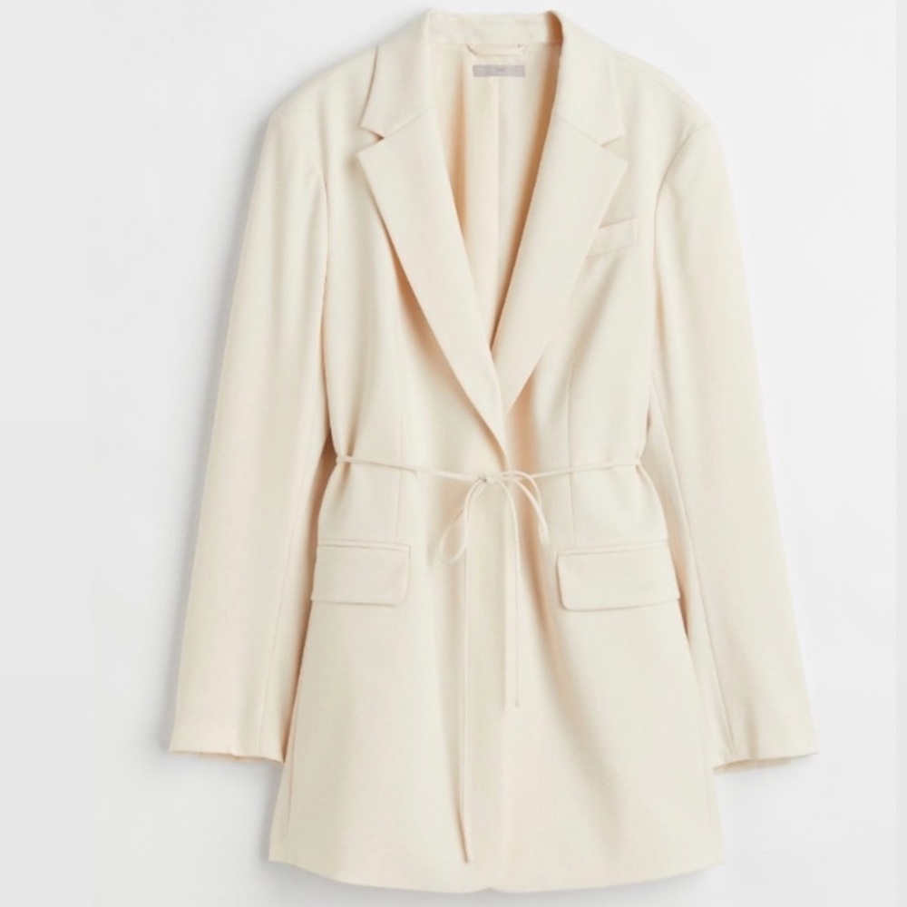 Cream blazer with tie